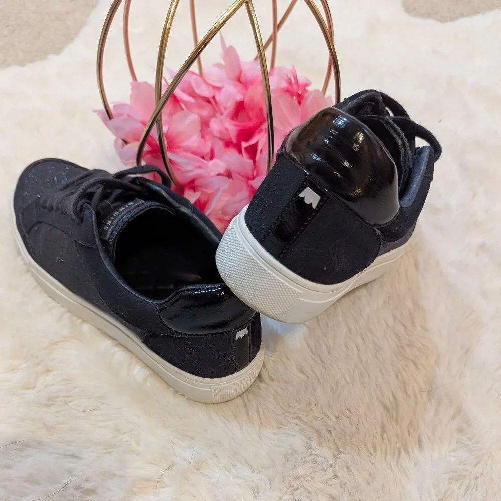 Navy Blue Sparkle Birdies Sneakers Size 7 - Picture 1 of 7